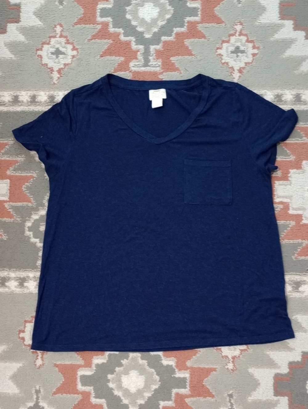 Women's Navy V-Neck Pocket Tee